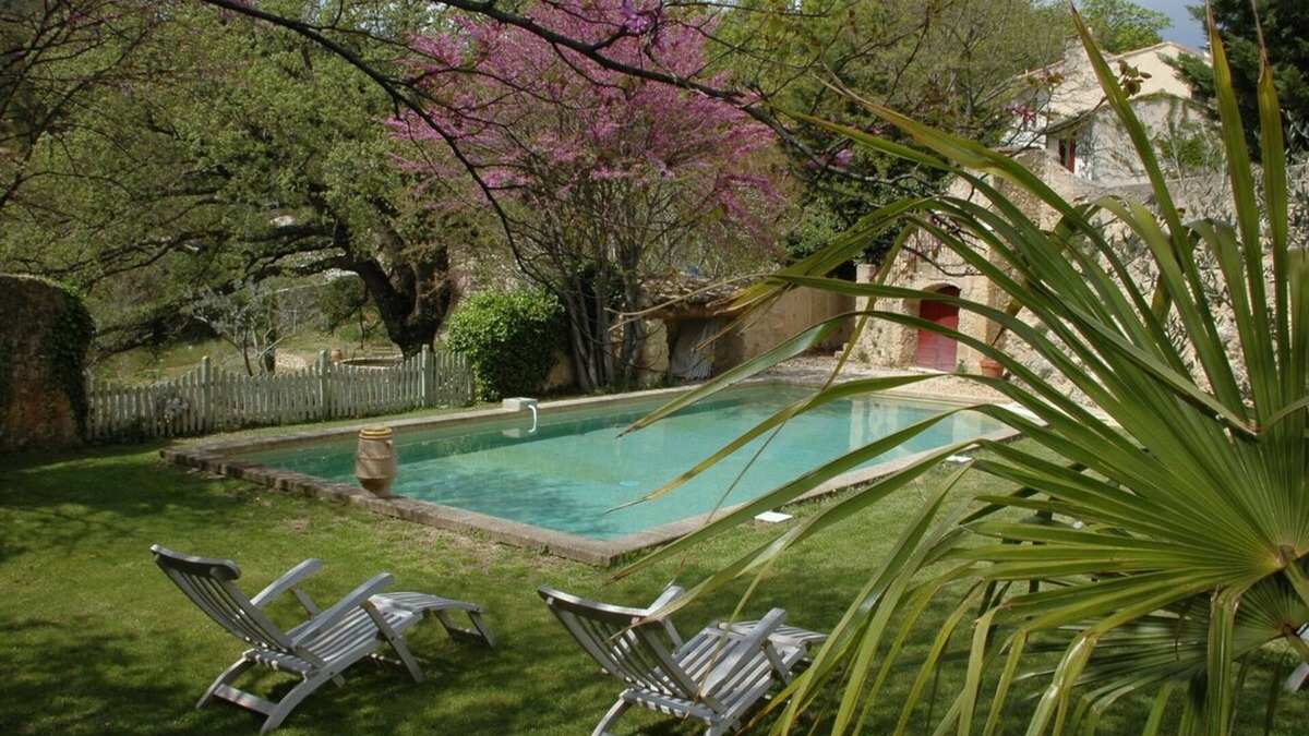 Cadenet House | Gite de l'Orangerie 3 km from Lourmarin (Luberon) up to 15 people
