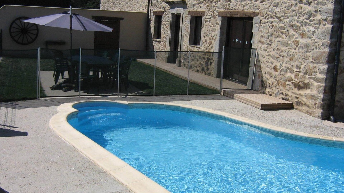 Rieupeyroux Cottage | GITE DE LA MAYNOBE - QUIET AND COMFORT