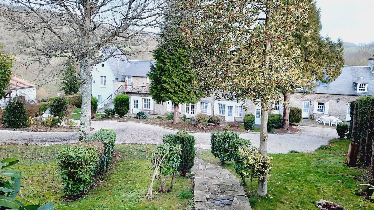 Le Vey House | Gite de la petite suisse "CAPUCINE"