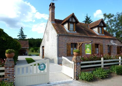 Dhuizon House | Gite de Sologne "les galoches"