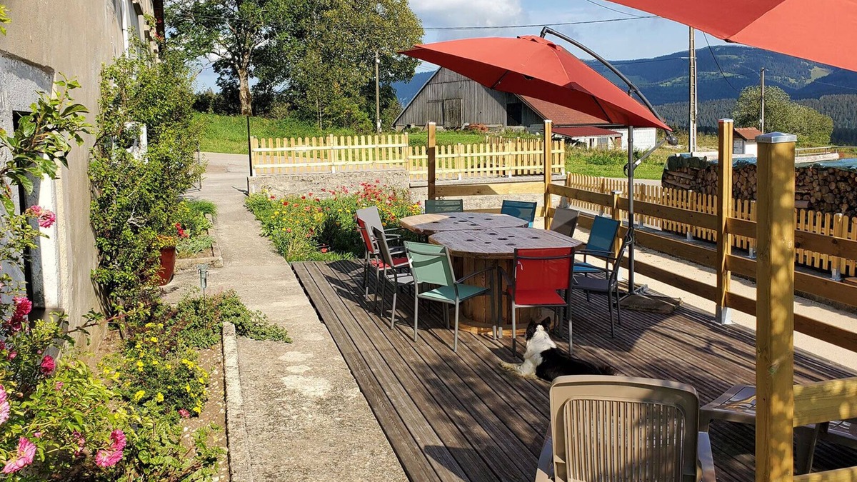 Verrieres-de-Joux Apartment | Gîte des Hauts Sapins 4* - 8 pers. An ideal location and a soothing atmosphere.
