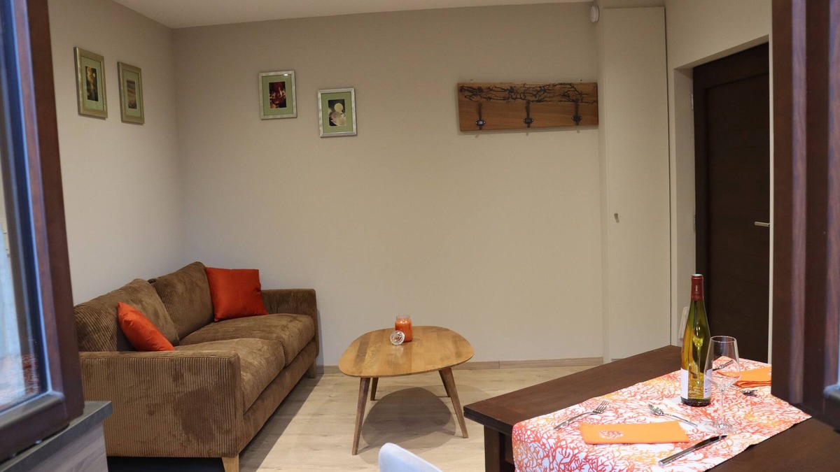 Epfig Apartment | Gîte des Potiers - Beautiful apartment in Epfig with private garden