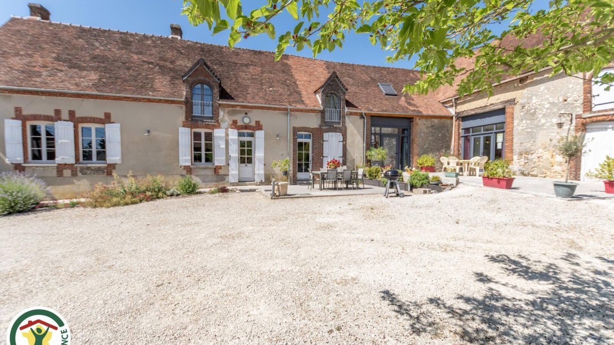 Allemant House | Gite Du Grand Val 3 - ALLEMANT