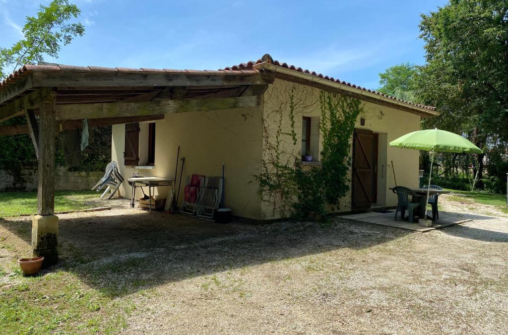Saint-Julien-de-Lampon House | gite du mondou