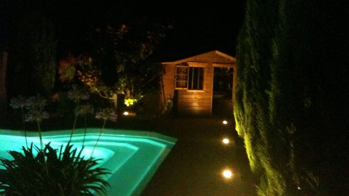 Alzonne House | Gîte du Pigeonnier with private heated swimming pool and air conditioning