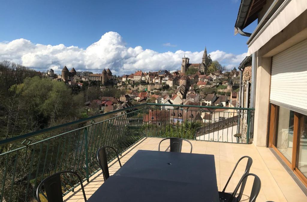 Semur-en-Auxois House | gite du viaduc