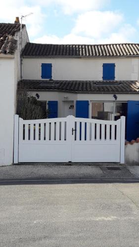 Saint Germain de Marencennes House | Gite Les hippocampes