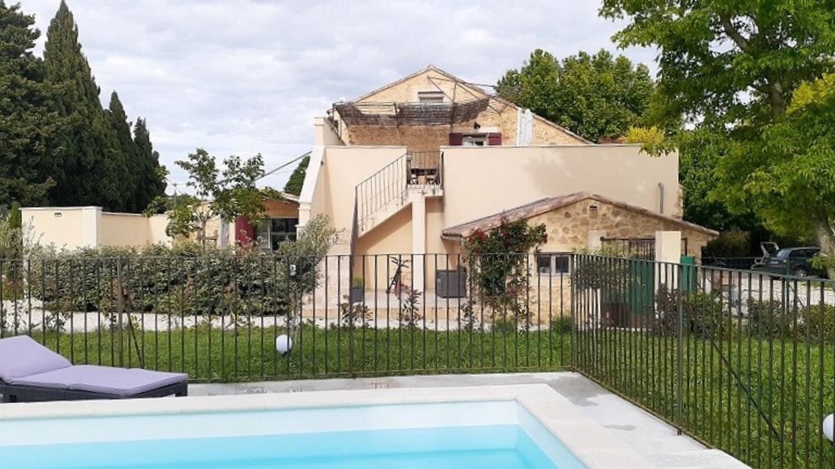 Piolenc House | Gite in Provence ideal large family 12 people