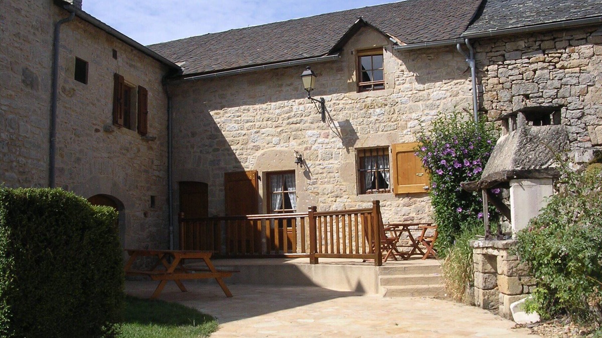 Lavernhe House | Gîte in the heart of the Parc des Grands Causses, typical of the Aveyron region animals welcome