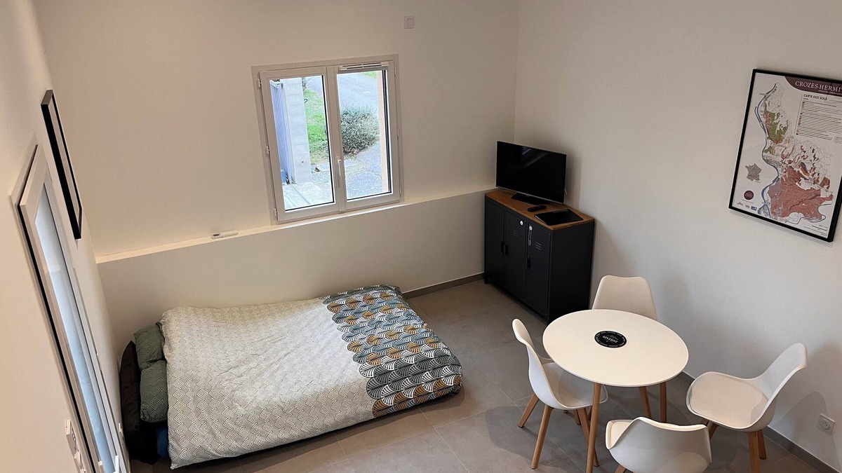 Chanos-Curson Apartment | Gîte in the heart of the vineyards