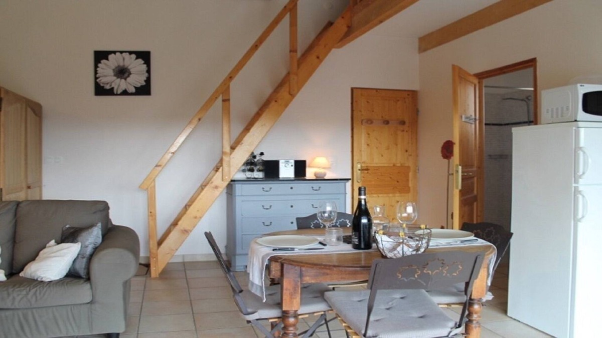 Salleles-d'Aude House | Gite in the middle of the vineyards, near the canal with swimming pool.