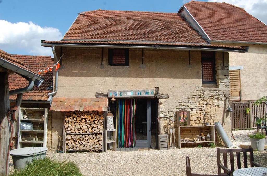 Fleurey-les-Lavoncourt Apartment | Gite Juste Confortable