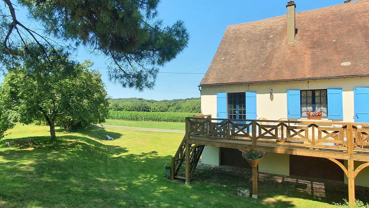 Mauzac-et-Grand-Castang Apartment | Gîte La Carolie, A rural retreat in the Perigord.