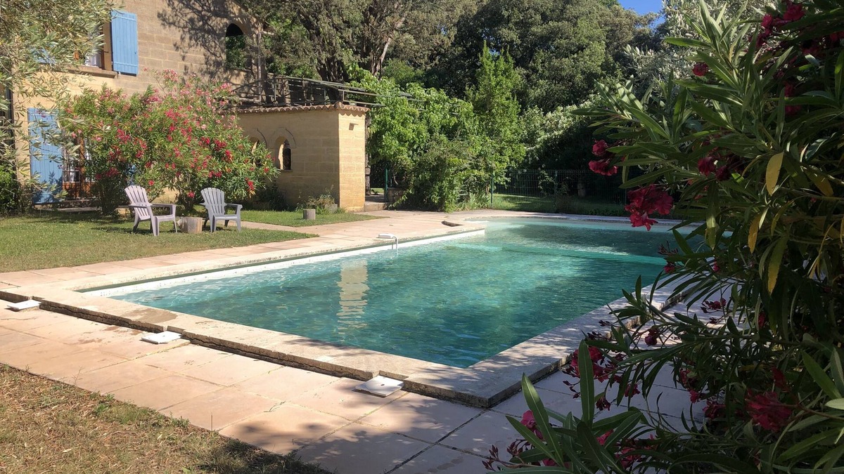 Castillon-du-Gard Villa | Gite : La Maison "à Coté du Pont". du Gard - Swimming pool & River