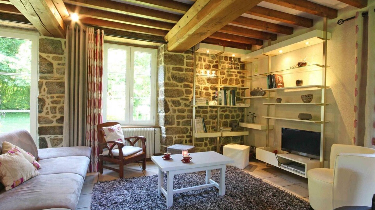 Les Monts-d'Andaine Cottage | Gite La Sauvagère, 5 bedrooms, 10 persons