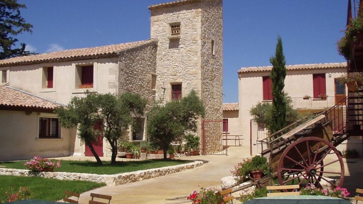 Le Cres Cottage | Gite La Tour for 4 persons with swimming pool near Montpellier