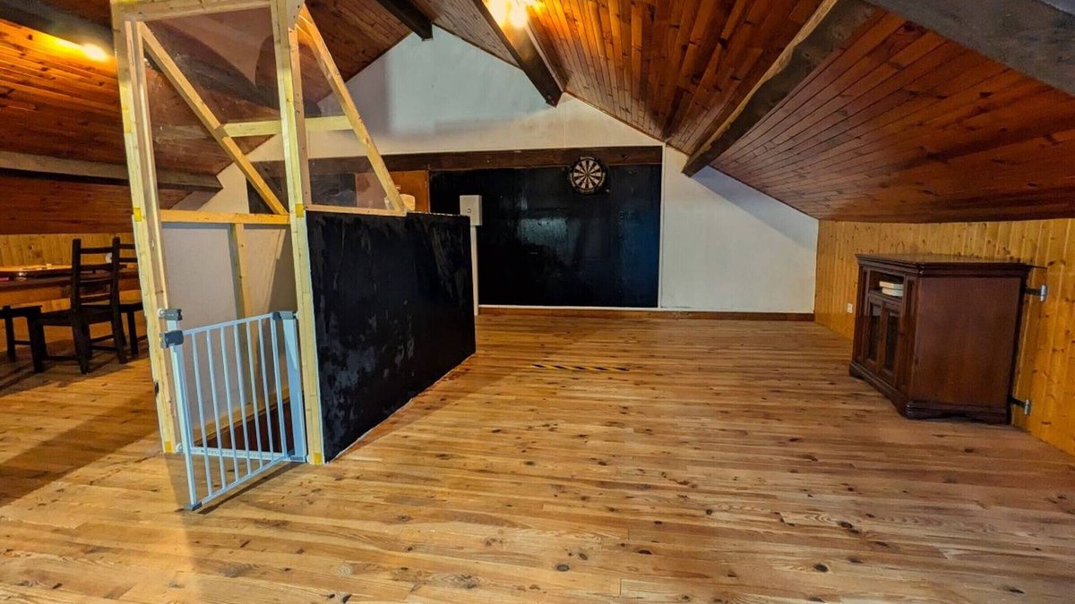 Le Chambon-sur-Lignon Cottage | Gite Le Chambon-sur-Lignon, 8 bedrooms, 15 persons