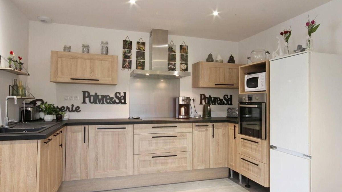 Le Cercueil Cottage | Gite Le Cercueil, 6 bedrooms, 15 persons