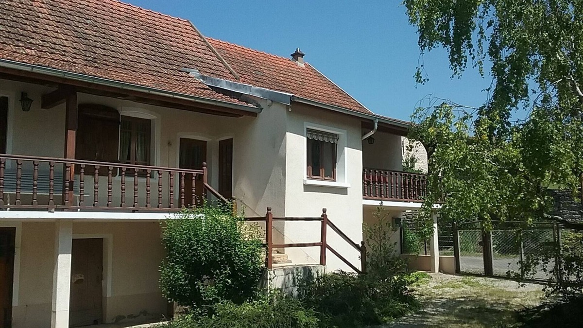 Laives Cottage | Gite le Clos du bief ideal for family or friends