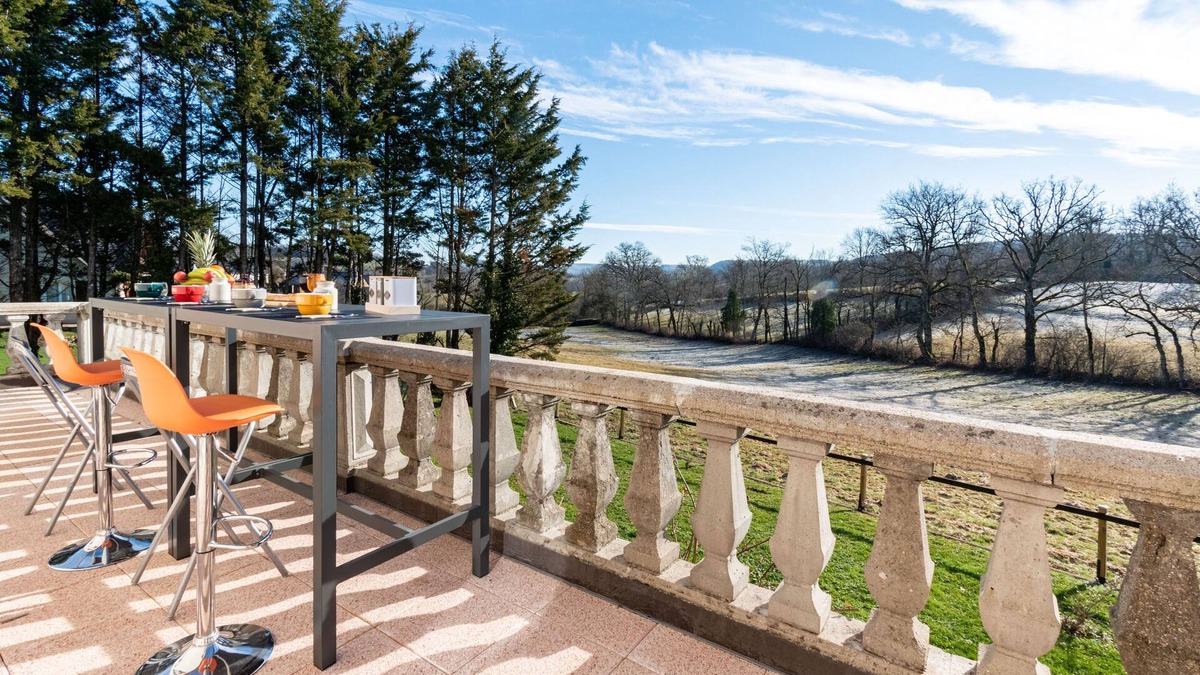 Gabriac House | GITE le COUDERC - Belle maison familiale ouverte sur la campagne de l'Aubrac