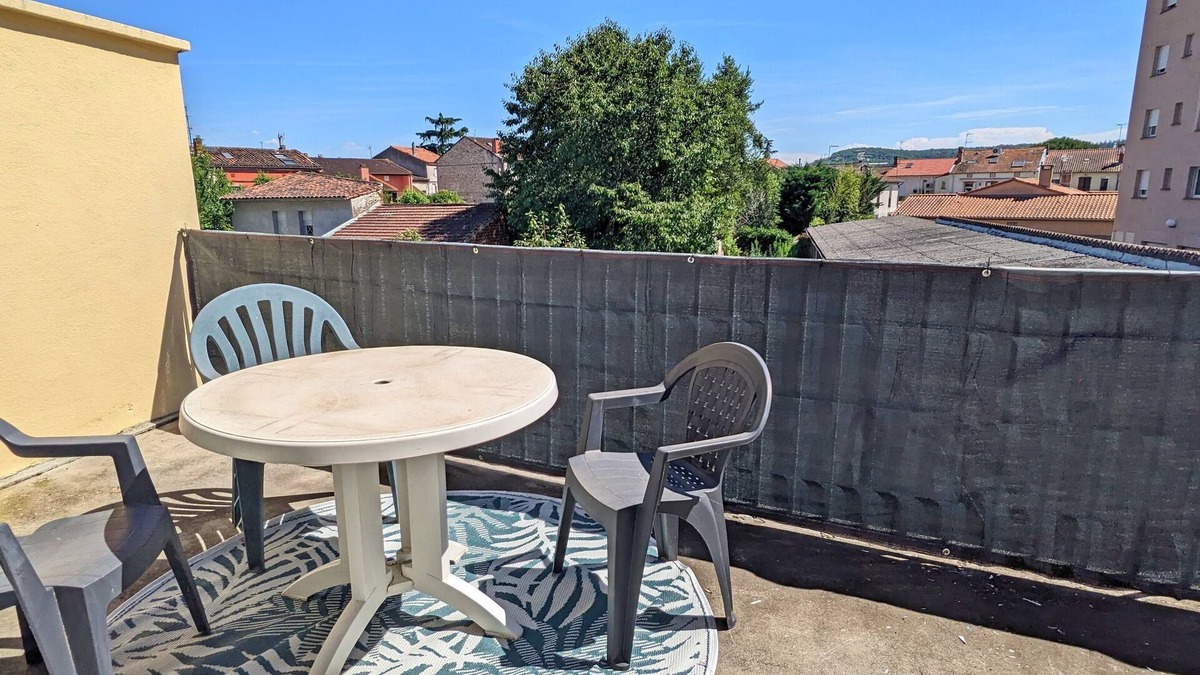 Albi Apartment | Gîte le Foch, large gîte in the center of Albi, ideal for family reunions