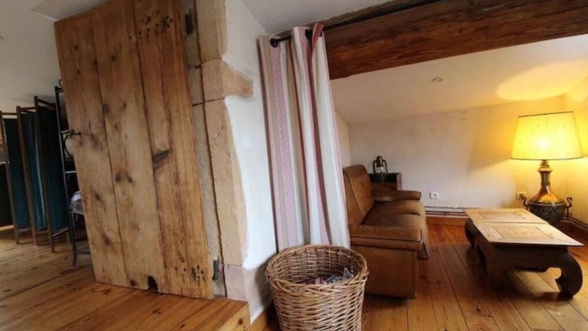 Albigny-sur-Saone Apartment | Gite le grenier des maraîchers