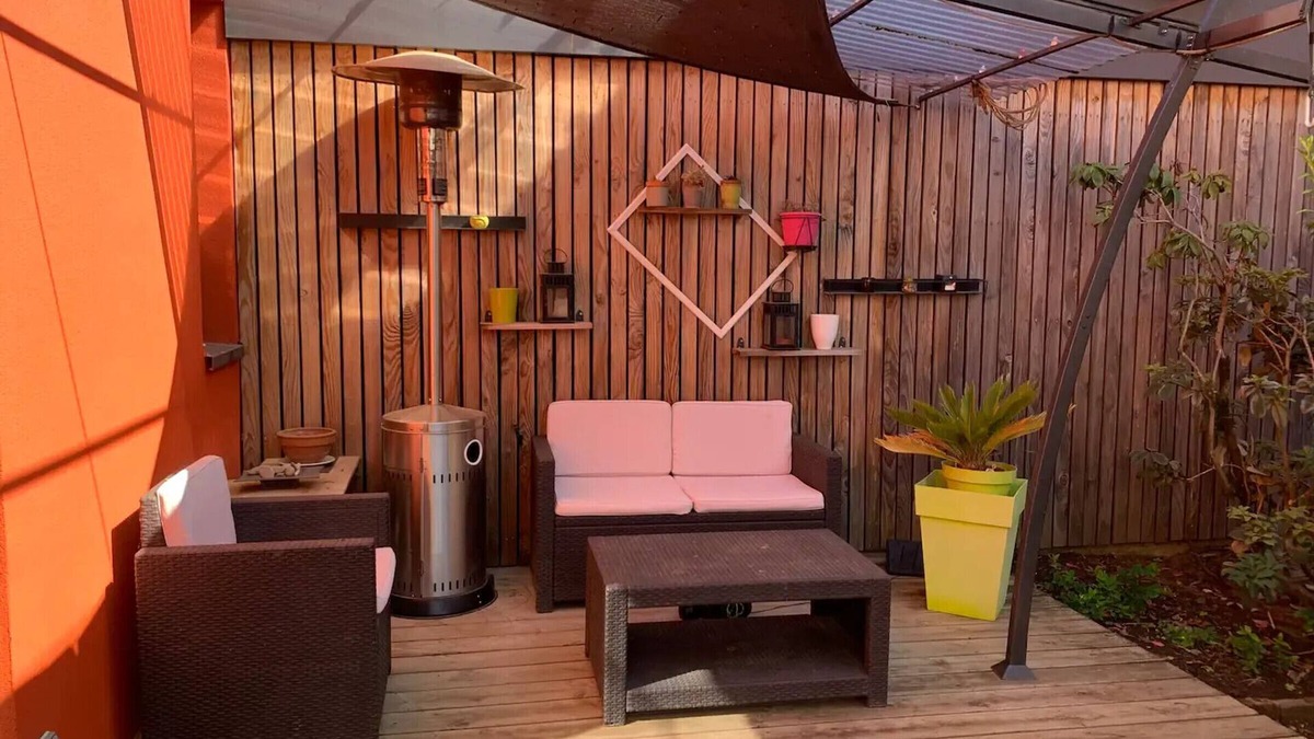 Jean Jaures Cottage | Gite Le Mans, 4 bedrooms, 8 persons