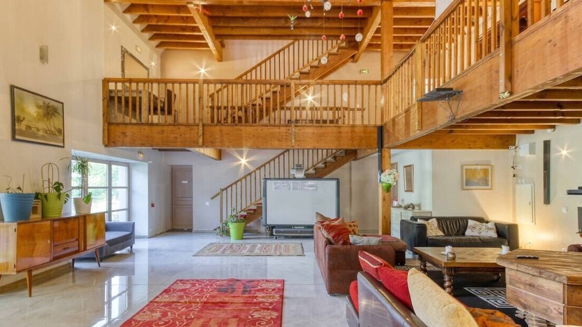 Orcival House | 🏡 Gîte "Le Paradis" – A Haven of Peace in the Heart of Auvergne 🌿