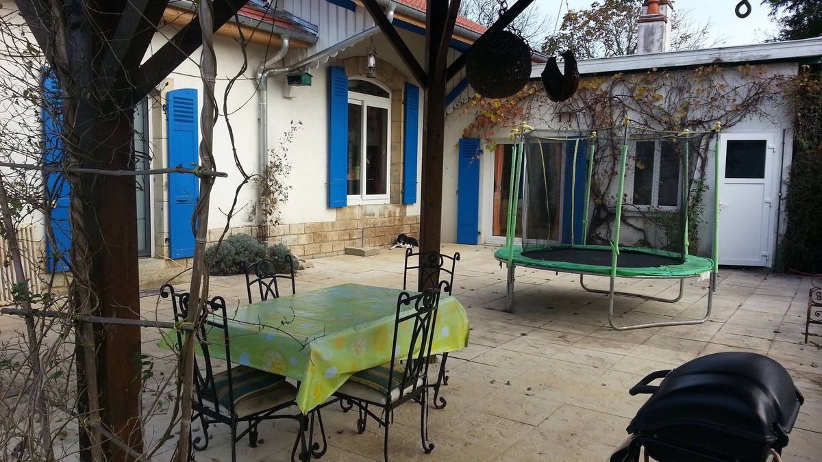 Auxon-Dessus Cottage | GITE LE TACOT old d