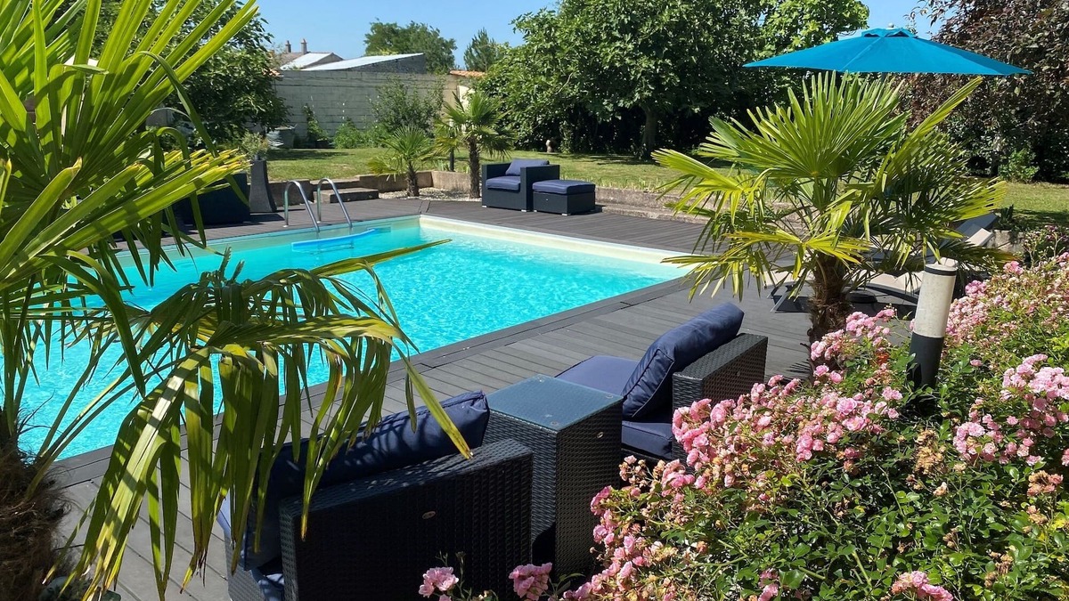 Braslou House | Gite Le Travezay avec piscine, sauna et Jacuzzi
