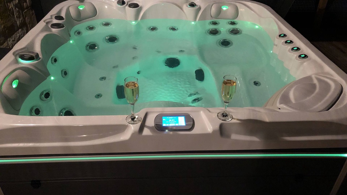 Saint-Cybranet House | Gîte Lealy Private spa and air conditioning