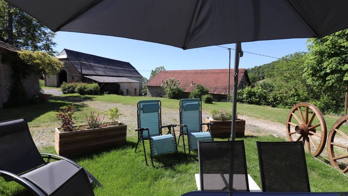 Leucamp Cottage | Gite Leucamp, 3 bedrooms, 6 persons