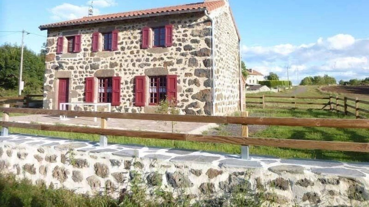Lissac Cottage | Gite Lissac, 2 bedrooms, 4 persons