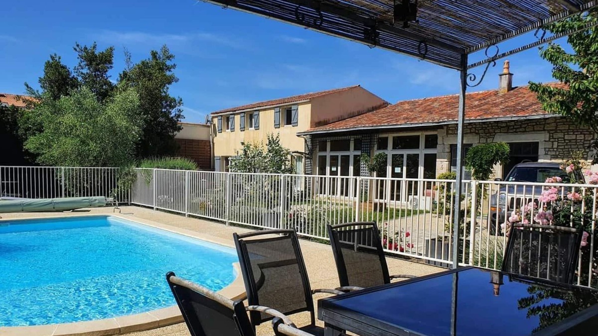 Lucon Cottage | Gite Luçon, 4 bedrooms, 8 persons