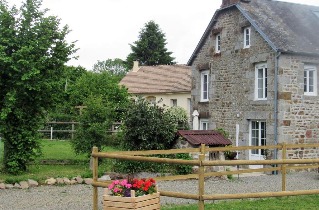 La Lande-Saint-Simeon House | gite Marlotte