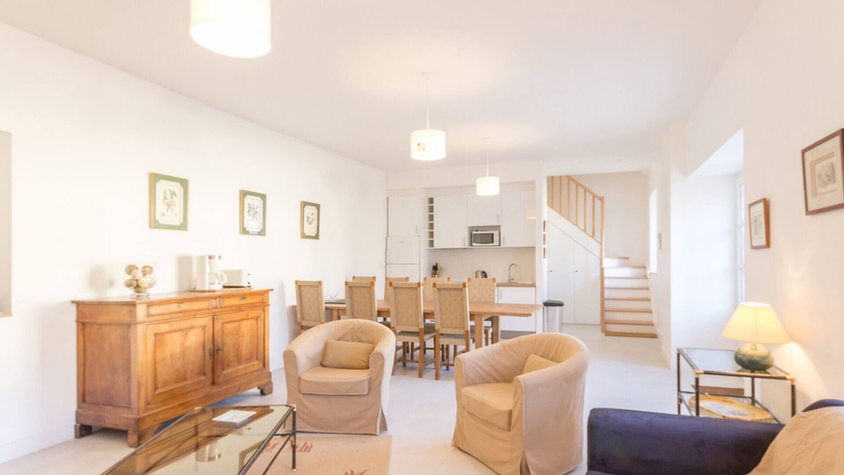 Maurepas Cottage | Gite Maurepas, 5 bedrooms, 11 persons