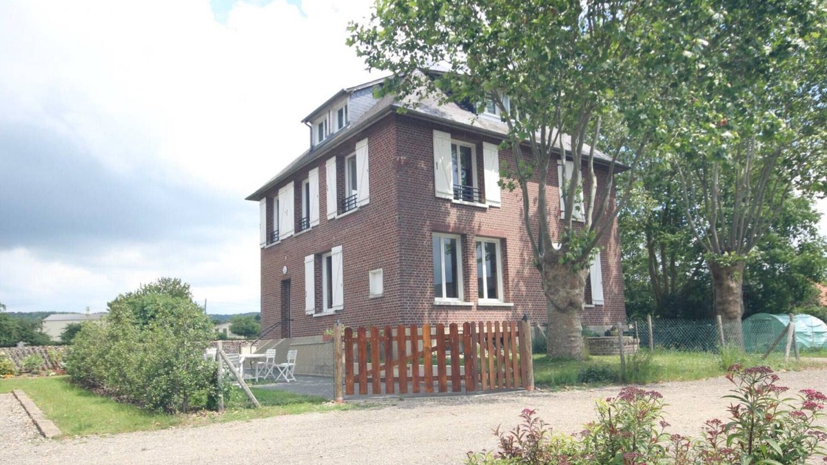 Mesnieres-en-Bray House | Gite Mesnières-en-Bray, 3 bedrooms, 6 persons