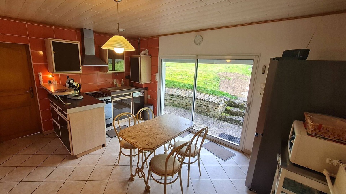 Mont-le-Vignoble Cottage | Gite Mont-le-Vignoble, 2 bedrooms, 4 persons