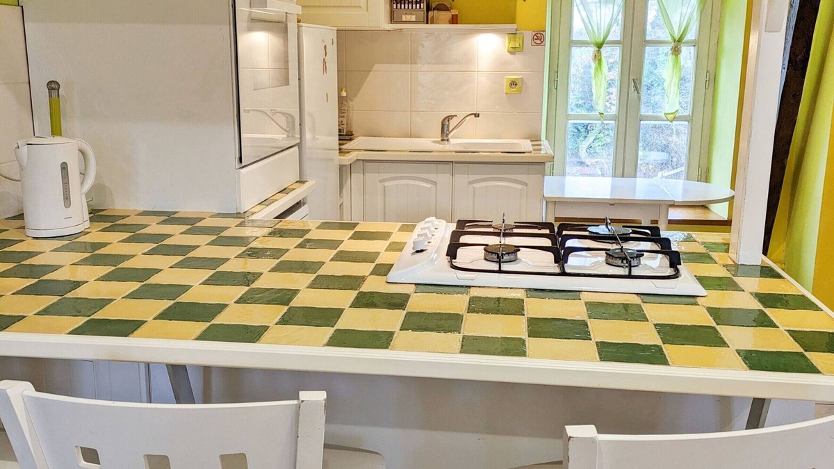 Montjean Cottage | Gite Montjean, 2 bedrooms, 5 persons
