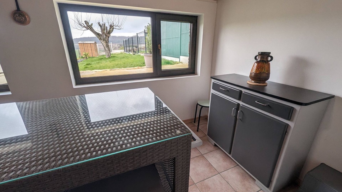 Montot-sur-Rognon Cottage | Gite Montot-sur-Rognon, 2 bedrooms, 4 persons