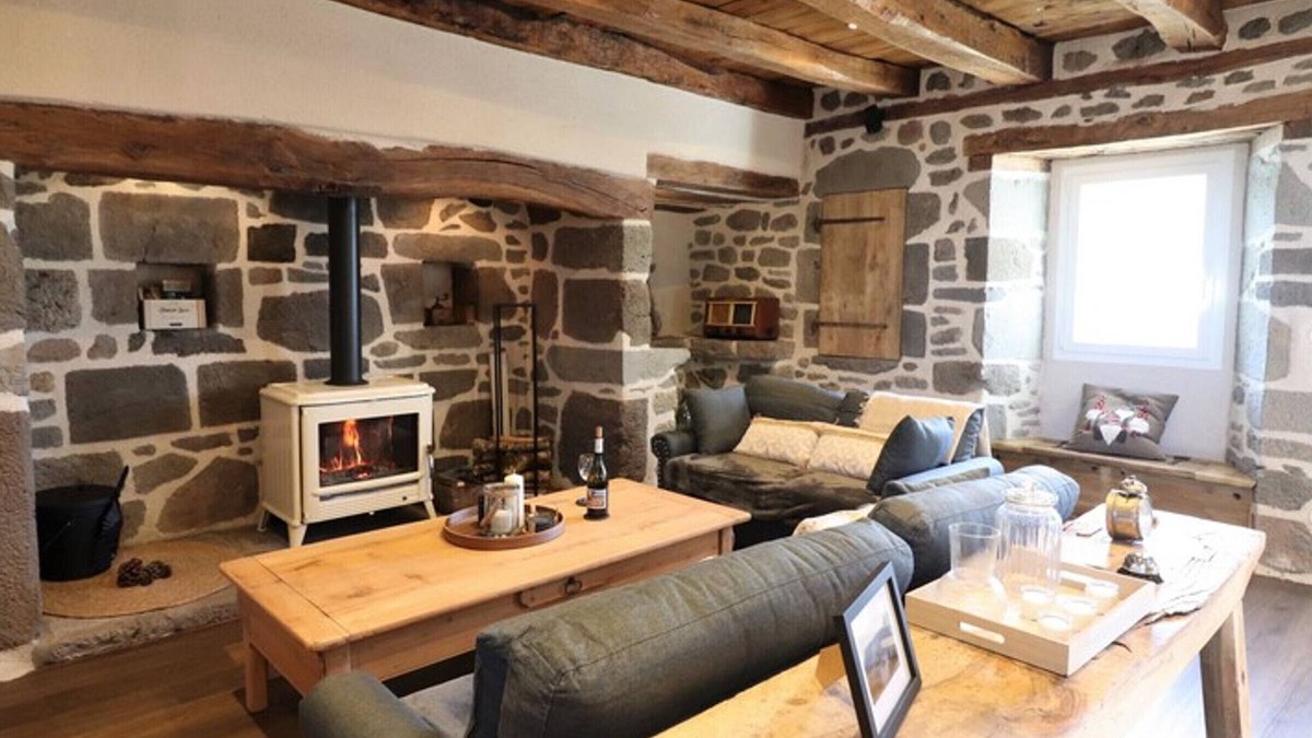 Moussages Cottage | Gite Moussages, 2 bedrooms, 5 persons