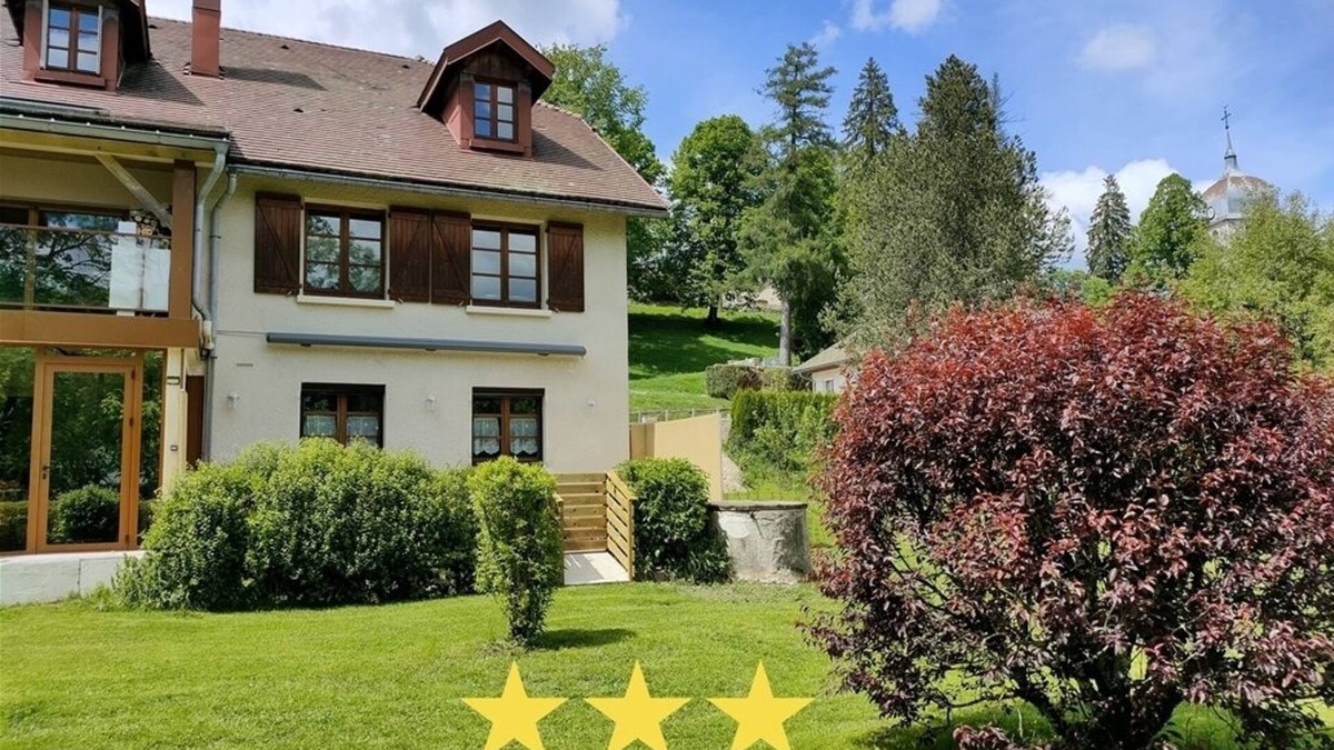 Foncine-le-Haut Apartment | Gîte n ° 829 Haut-Jura with Spa and sauna, classified 3 stars