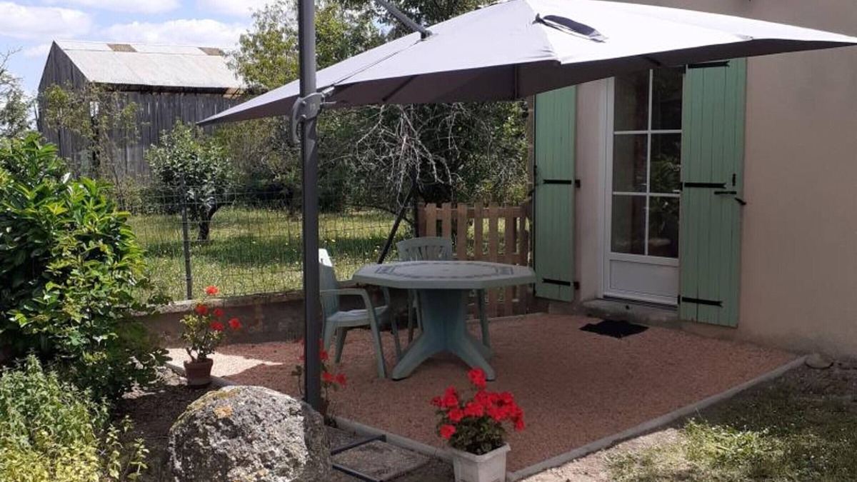 Neuvy Cottage | Gite Neuvy, 1 bedroom, 2 persons