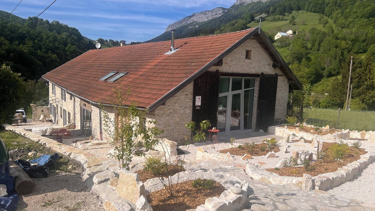 Rencurel Apartment | Gite-Nid L'oxalys 2* in the authentic Vercors near all amenities