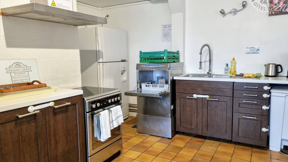 Nucourt Cottage | Gite Nucourt, 5 bedrooms, 14 persons