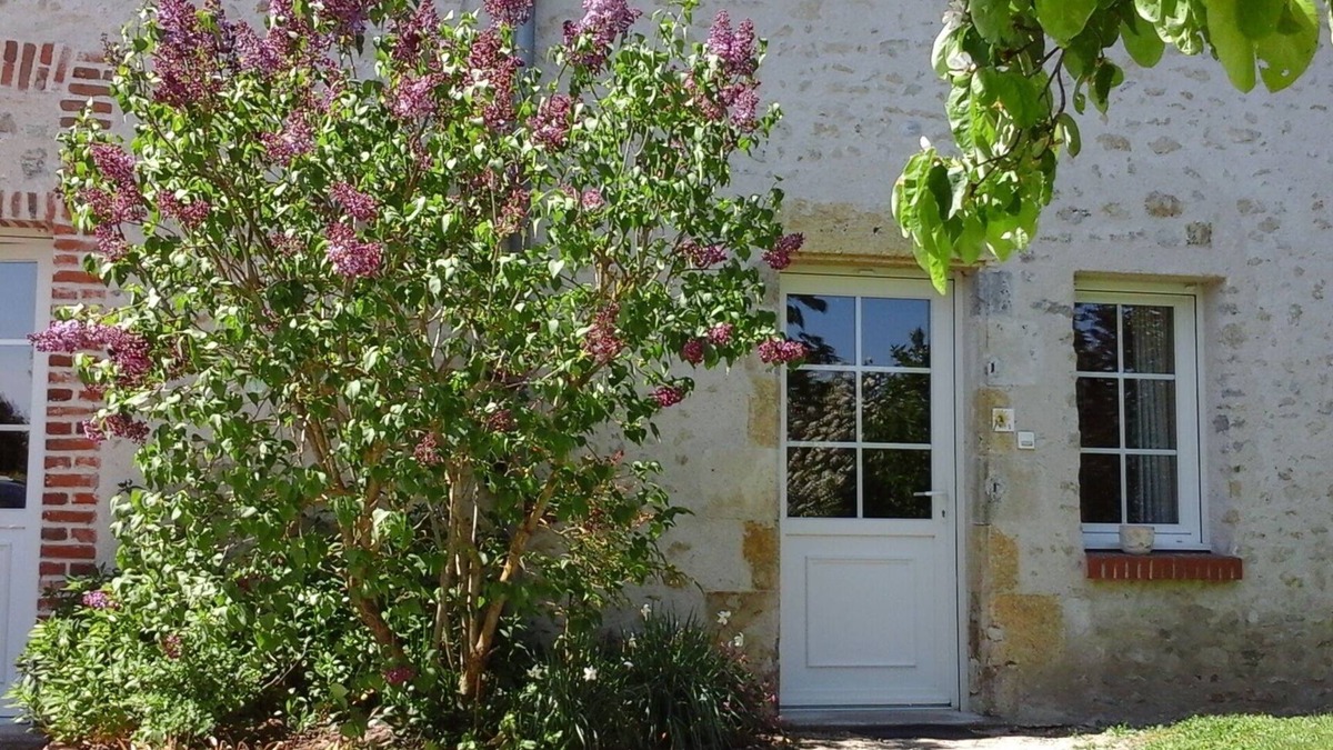Donnery Cottage | Gite on the farm of La Poterie