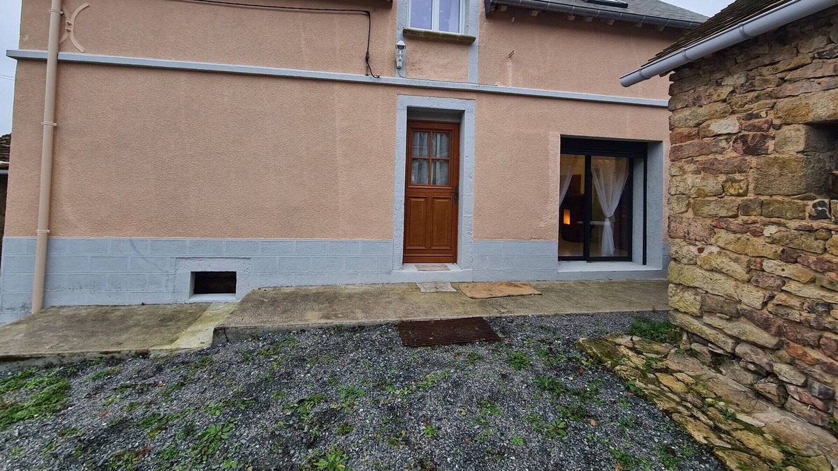 Orsennes House | Gite Orsennes, 3 bedrooms, 6 persons