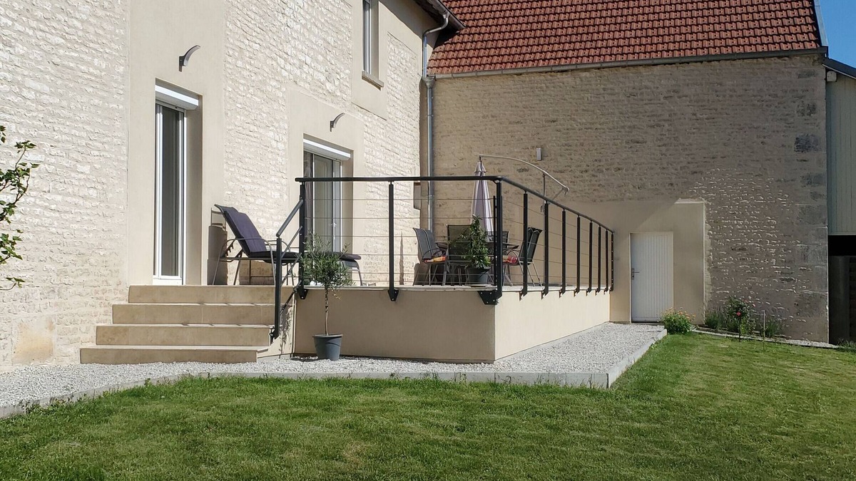 Perrogney-les-Fontaines Cottage | Gite Perrogney-les-Fontaines, 2 bedrooms, 6 persons