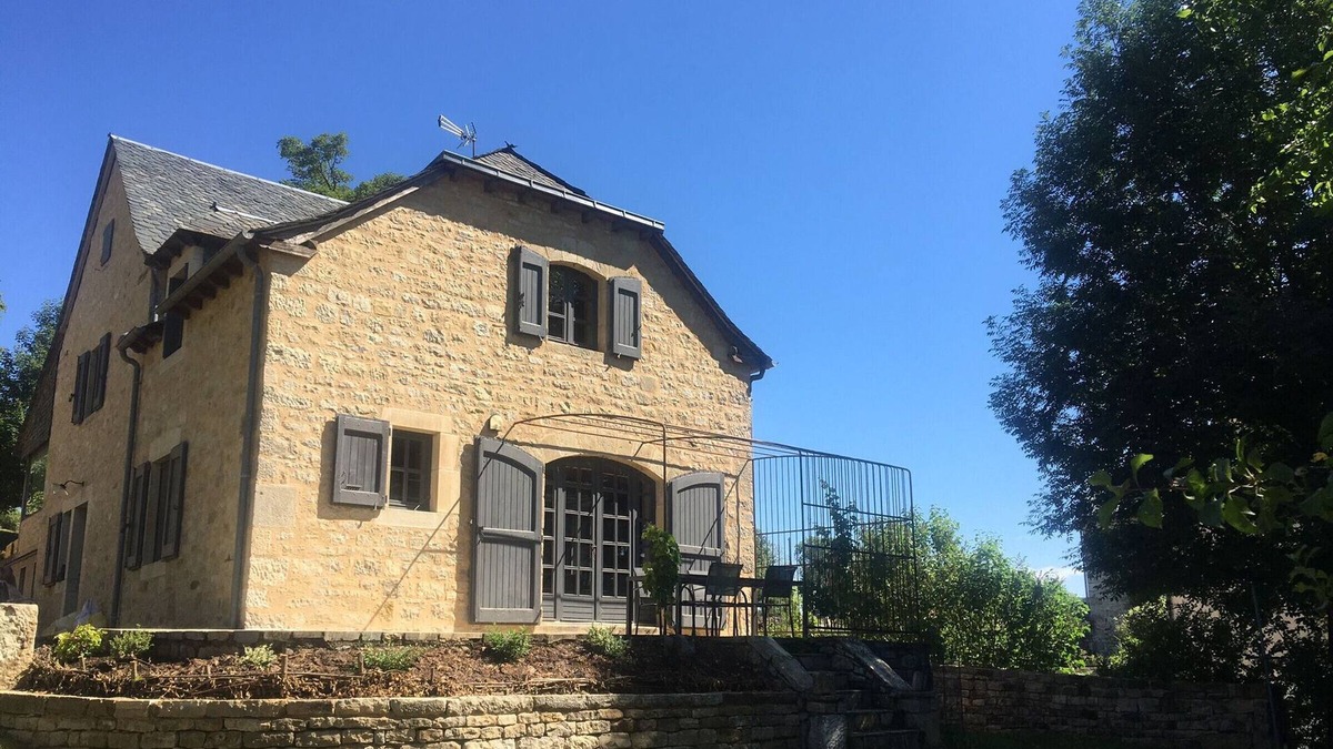 Buzeins Cottage | Gite Sévérac-d'Aveyron, 3 bedrooms, 6 persons