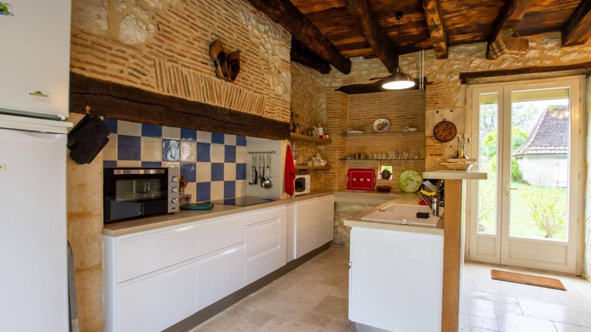 Saint-Pierre-de-Chignac Cottage | Gite Saint-Pierre-de-Chignac, 2 bedrooms, 6 persons